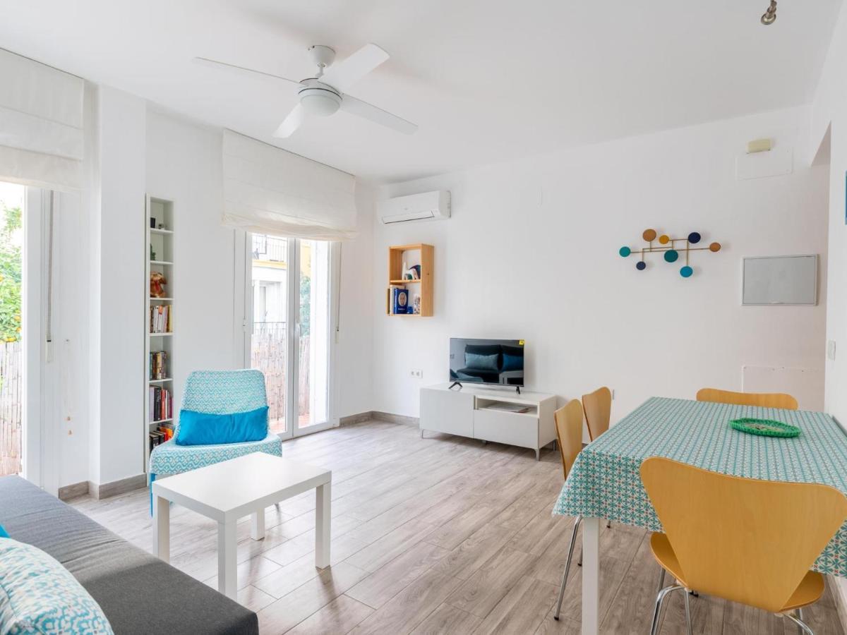 Holi-Rent Padre Isla Apartment Sevilla Bagian luar foto