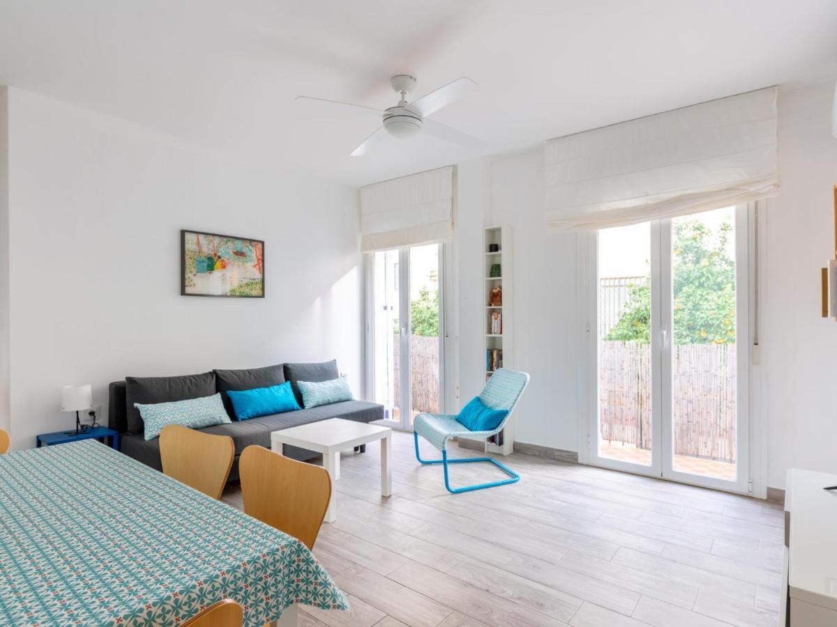 Holi-Rent Padre Isla Apartment Sevilla Bagian luar foto