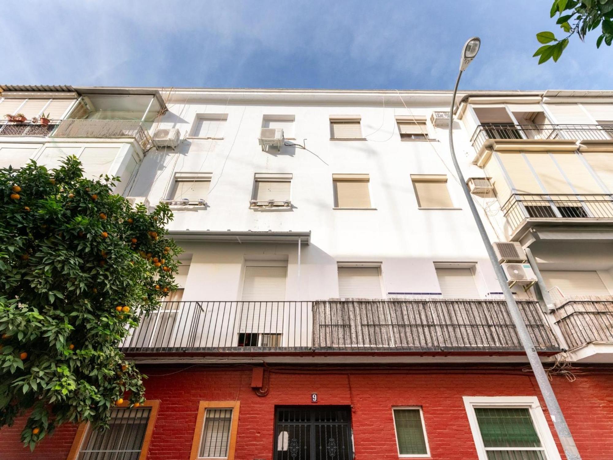 Holi-Rent Padre Isla Apartment Sevilla Bagian luar foto